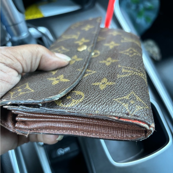 Authentic Lv wallet long - Picture 5 of 16